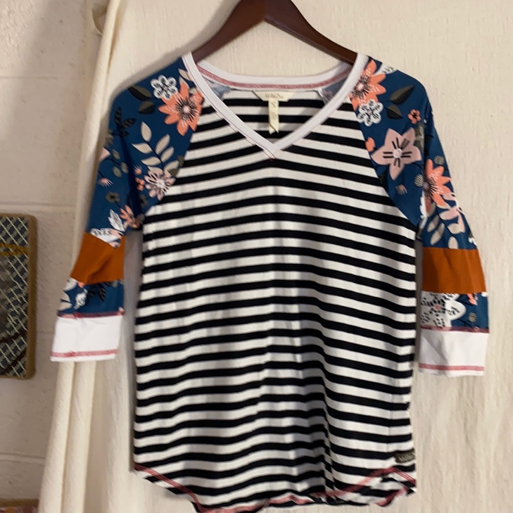 MATILDA JANE size S 3/4 sleeve shirt